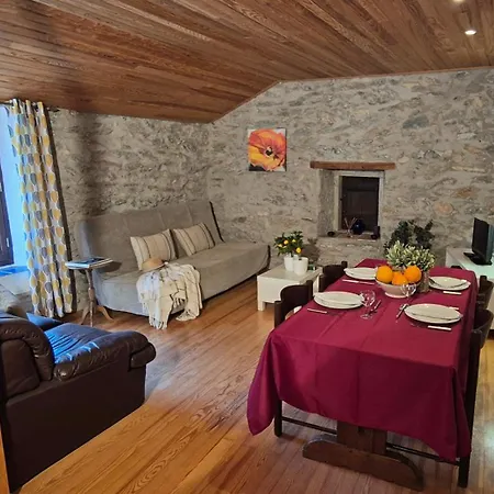 Au Pont Guest house *